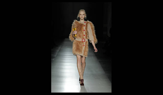 <strong>PRADA｜プラダ</strong> 2011年秋冬コレクション速報　