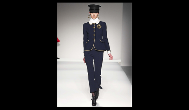 <strong>MOSCHINO｜モスキーノ</strong>  2011年秋冬コレクション速報