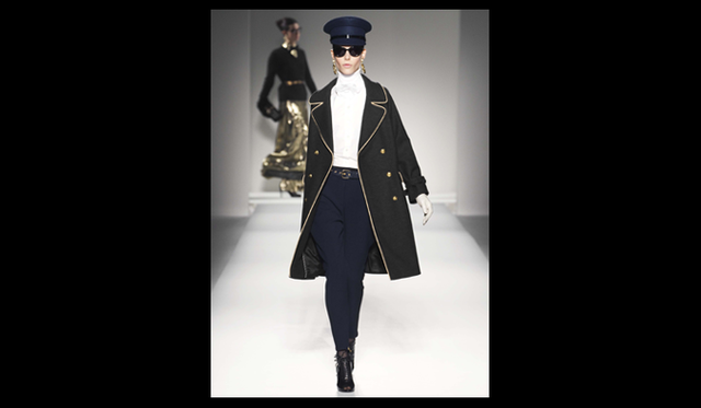 <strong>MOSCHINO｜モスキーノ</strong>  2011年秋冬コレクション速報