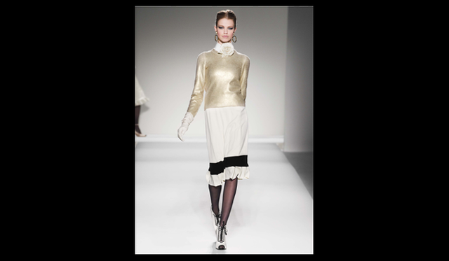 <strong>MOSCHINO｜モスキーノ</strong>  2011年秋冬コレクション速報