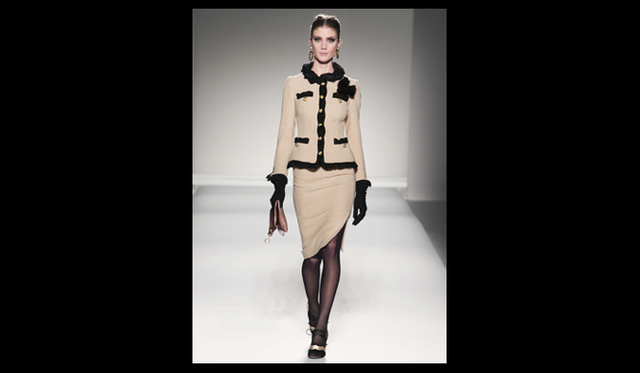 <strong>MOSCHINO｜モスキーノ</strong>  2011年秋冬コレクション速報