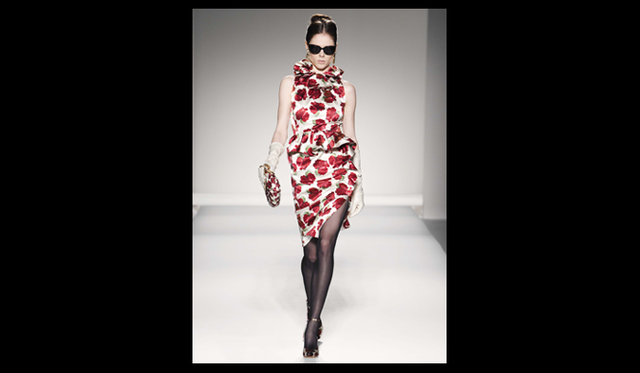 <strong>MOSCHINO｜モスキーノ</strong>  2011年秋冬コレクション速報