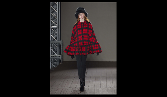 <strong>MOSCHINO CHEAP&CHIC｜モスキーノ チープ＆シック</strong>　 2011年秋冬コレクション速報