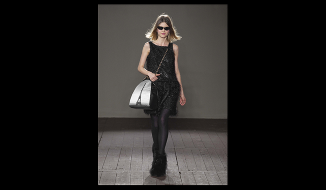 <strong>MOSCHINO CHEAP&CHIC｜モスキーノ チープ＆シック</strong>　 2011年秋冬コレクション速報