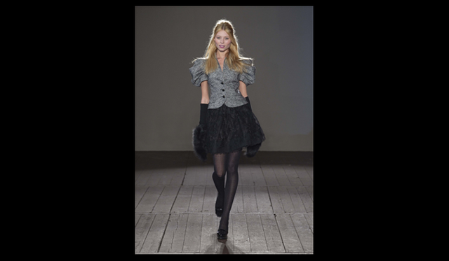 <strong>MOSCHINO CHEAP&CHIC｜モスキーノ チープ＆シック</strong> 　2011年秋冬コレクション速報