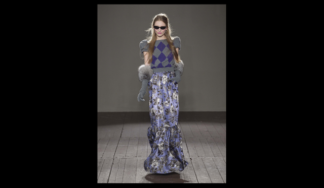 <strong>MOSCHINO CHEAP&CHIC｜モスキーノ チープ＆シック</strong> 　2011年秋冬コレクション速報