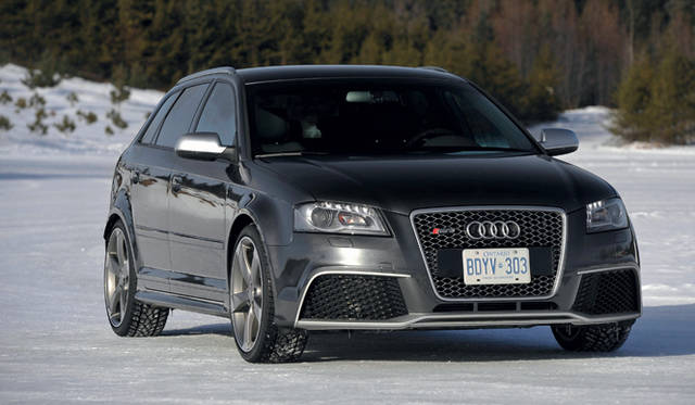 <strong>AUDI RS3｜アウディ RS3</strong>