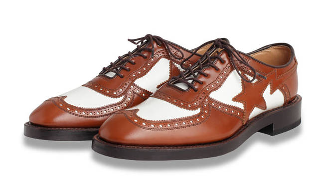 <strong>UNITED ARROWS｜ユナイテッドアローズ</strong>　Mr. BATHING APE® UNITED ARROWSウイングチップ4万950円（ユナイテッドアローズ 原宿本店 メンズ館）