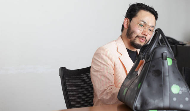 <strong>UNITED ARROWS｜ユナイテッドアローズ</strong>　THE BEATLES COMME des GARÇONSバッグ 6万6150円（ユナイテッドアローズ 原宿本店 メンズ館） 