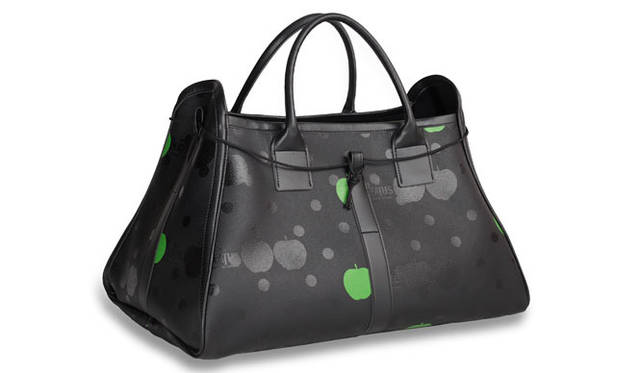 <strong>UNITED ARROWS｜ユナイテッドアローズ</strong>　THE BEATLES COMME des GARÇONSバッグ 6万6150円（ユナイテッドアローズ 原宿本店 メンズ館） 