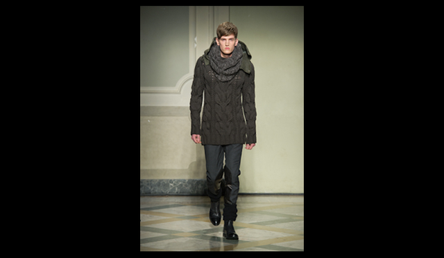 <strong>PRINGLE OF SCOTLAND｜プリングル・オブ・スコットランド</strong>