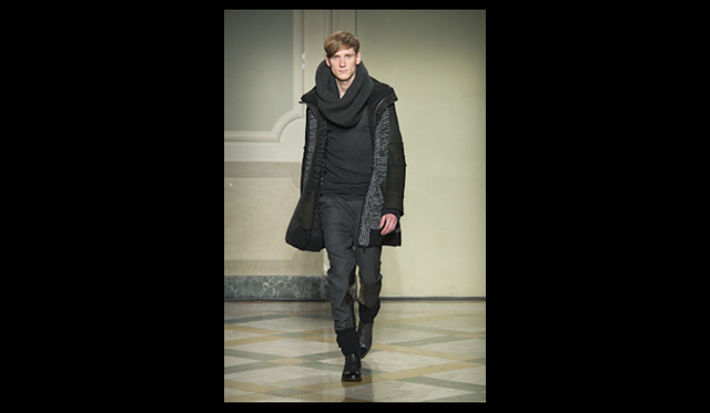 <strong>PRINGLE OF SCOTLAND｜プリングル・オブ・スコットランド</strong>