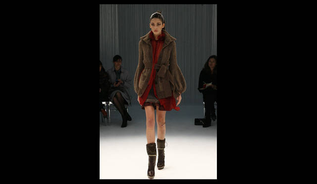 <strong>sacai｜サカイ</strong>  2011年秋冬コレクション速報　