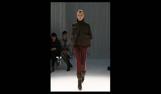 <strong>sacai｜サカイ</strong>  2011年秋冬コレクション速報　