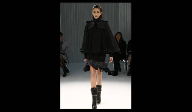 <strong>sacai｜サカイ</strong>  2011年秋冬コレクション速報　