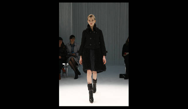 <strong>sacai｜サカイ</strong>  2011年秋冬コレクション速報　