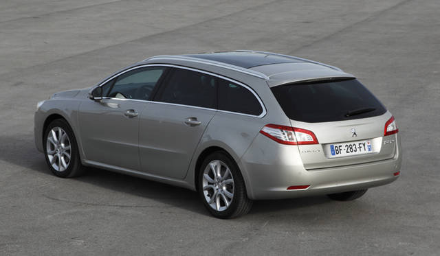 <strong>PEUGEOT 508｜プジョー 508</strong>　SW