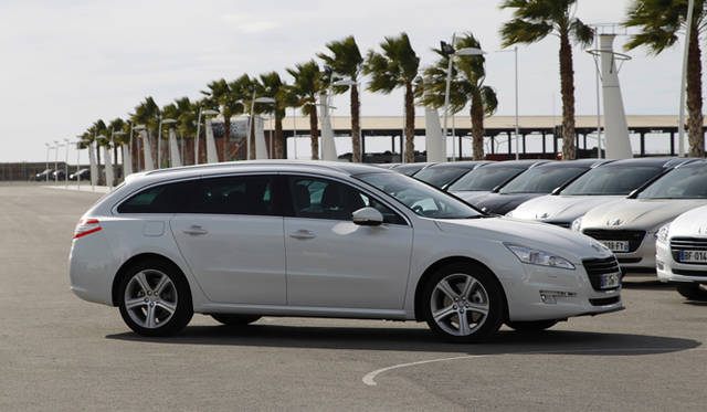 <strong>PEUGEOT 508｜プジョー 508</strong>　SW