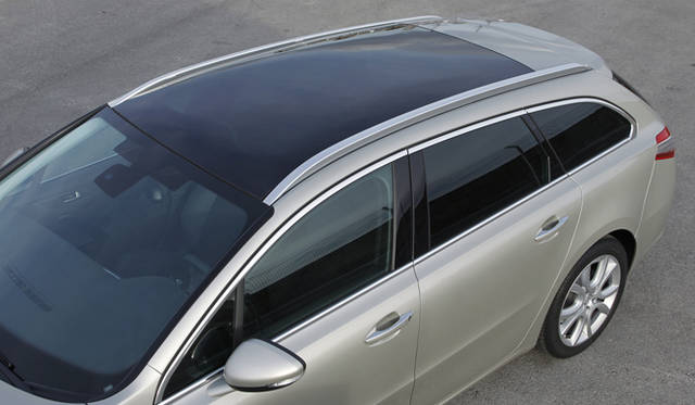 <strong>PEUGEOT 508｜プジョー 508</strong>　SW