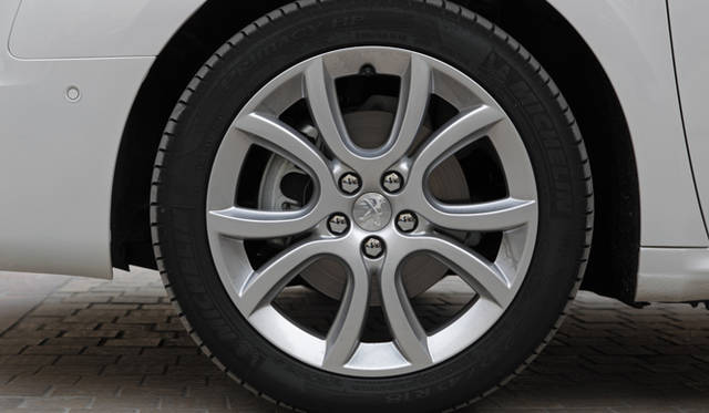 <strong>PEUGEOT 508｜プジョー 508</strong>