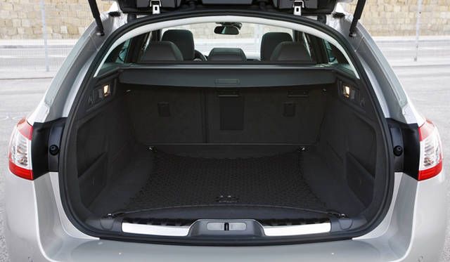 <strong>PEUGEOT 508｜プジョー 508</strong>　SW