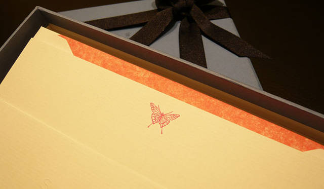 <strong>伊勢丹｜イセタンメンズレジデンス</strong>　「スマイソン」てんとう虫や蝶々があしらわれたカードセット5250円