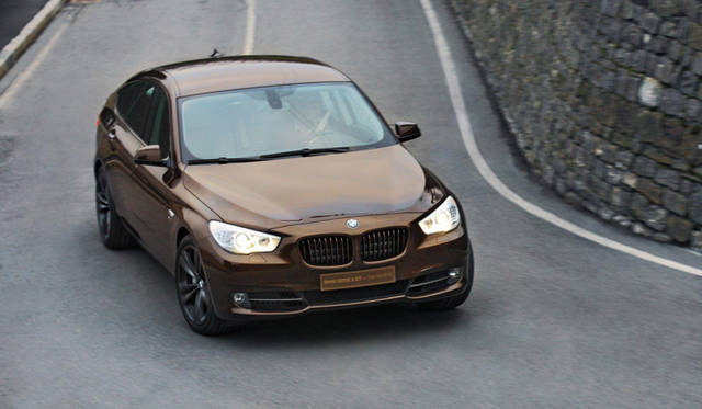 <strong>BMW5-Series Gran Turismo Trussardi｜BMW5シリーズ グランツーリスモ トラサルディ</strong>
