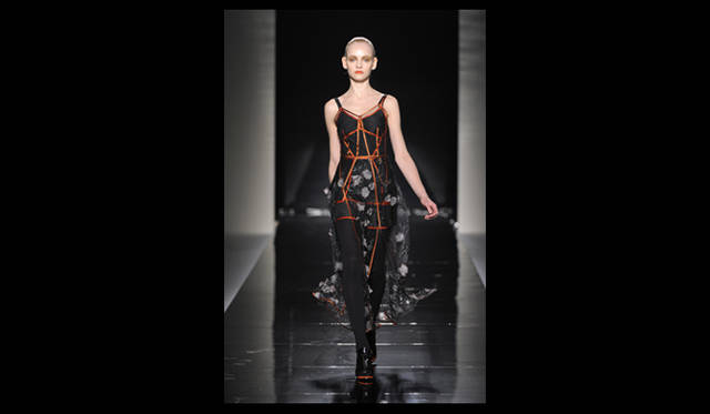 <strong>SPORTMAX｜スポーツマックス</strong>  2011年秋冬コレクション速報