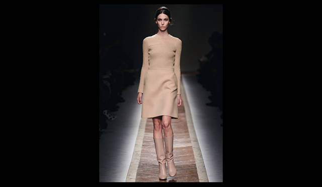 P01 <strong>VALENTINO|ヴァレンティノ</strong>  2011年秋冬コレクション速報