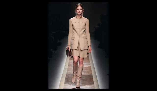 P12 <strong>VALENTINO|ヴァレンティノ</strong>  2011年秋冬コレクション速報