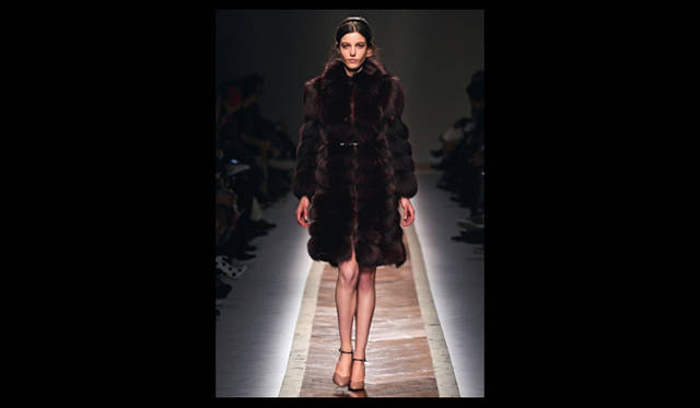 P29 <strong>VALENTINO|ヴァレンティノ</strong>  2011年秋冬コレクション速報