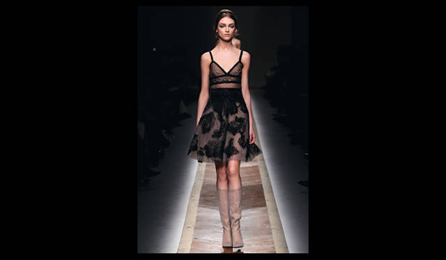 P34 <strong>VALENTINO|ヴァレンティノ</strong>  2011年秋冬コレクション速報