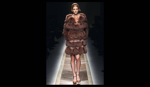 P36 <strong>VALENTINO|ヴァレンティノ</strong>  2011年秋冬コレクション速報