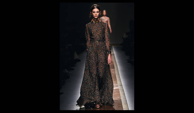 P39 <strong>VALENTINO|ヴァレンティノ</strong>  2011年秋冬コレクション速報