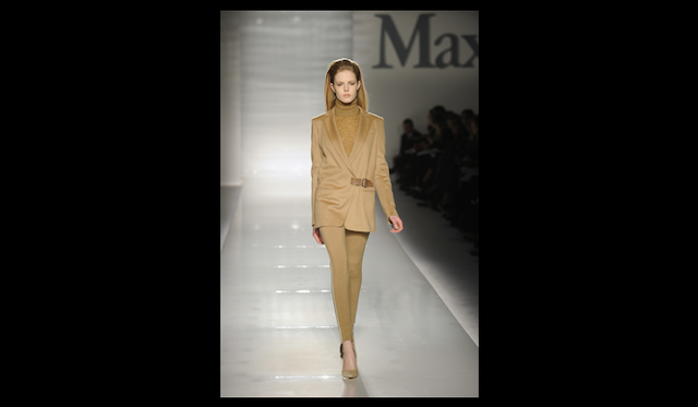 <strong>MaxMara｜マックスマーラ</strong> 2011年秋冬コレクション速報　