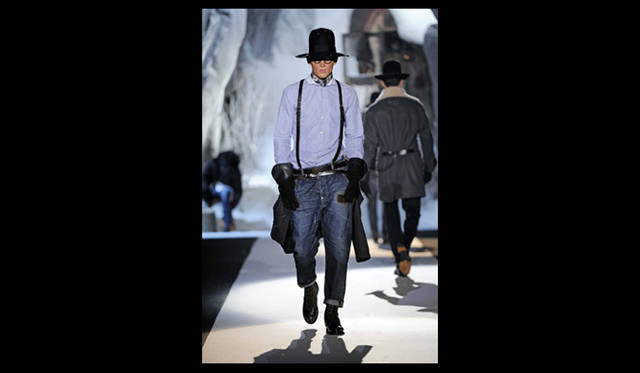 <strong>Dsquared<sup>2</sup>｜ディースクエアード</strong>