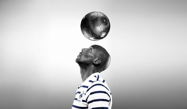 <strong>NIKE｜ナイキ</strong>　フランスサッカー連盟（FFF）代表チームの新アウェイユニフォーム