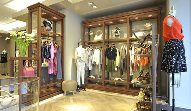 <strong>TOMORROWLAND｜トゥモローランド</strong>　『トゥモローランド 銀座店』　1階 ウィメンズフロア