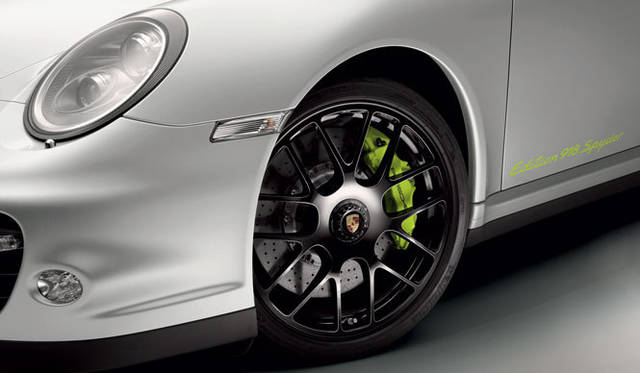 <strong>Porsche 911 Turbo S Edition 918 Spyder｜ポルシェ 911 ターボ S エディション 918 スパイダー</strong>