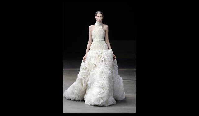<strong>ALEXANDER McQUEEN｜アレキサンダー・マックイーン</strong> 2011年秋冬コレクション速報