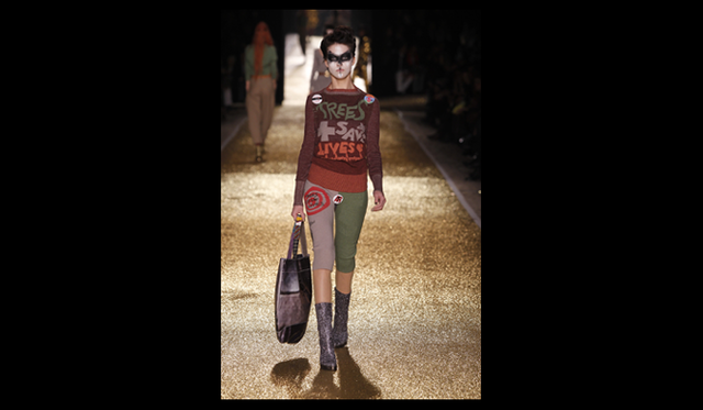 <strong>VIVIENNE WESTWOOD GOLD LABEL｜ヴィヴィアン・ウエストウッド・ゴールドレーベル</strong> 2011年秋冬コレクション速報