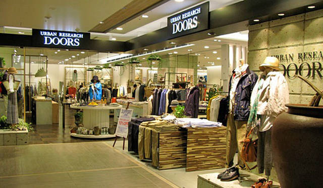 <strong>URBAN RESEARCH DOORS｜アーバンリサーチ ドアーズ</strong>　『二子玉川ライズ店』
