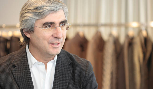 <strong>SLOWEAR｜スローウェア</strong>　この日のためにわざわざイタリアより駆けつけたオーナー ロベルト・コンパーニョ氏。