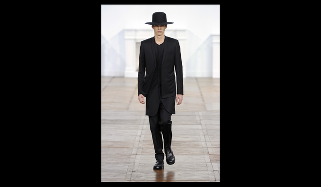 <strong>Dior Homme｜ディオール オム</strong>　写真＝PATRICE STABLE 