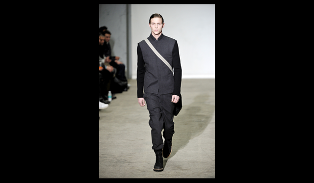 <strong>KRIS VAN ASSCHE｜クリス ヴァン アッシュ</strong> 