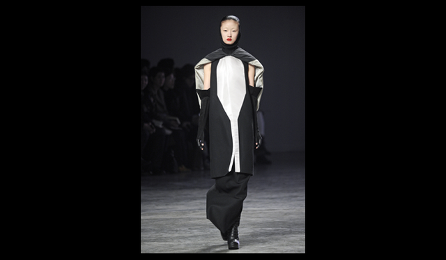 <strong>RICK OWENS｜リック オウエンス</strong> 2011年秋冬コレクション速報