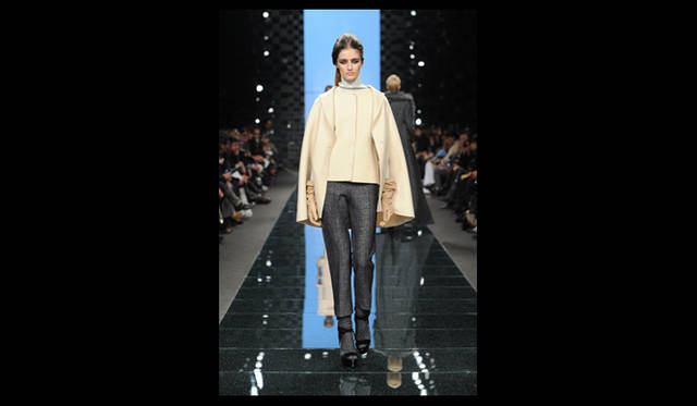 <strong>ERMANNO SCERVIVO｜エルマンノ シェルヴィーノ</strong> 2011年秋冬コレクション速報