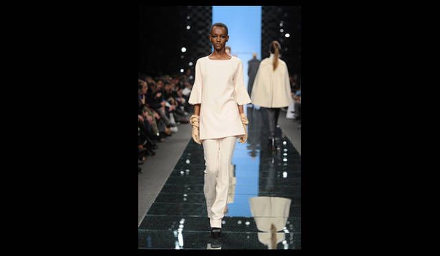 <strong>ERMANNO SCERVIVO｜エルマンノ シェルヴィーノ</strong> 2011年秋冬コレクション速報