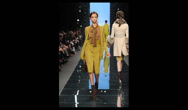 <strong>ERMANNO SCERVIVO｜エルマンノ シェルヴィーノ</strong> 2011年秋冬コレクション速報