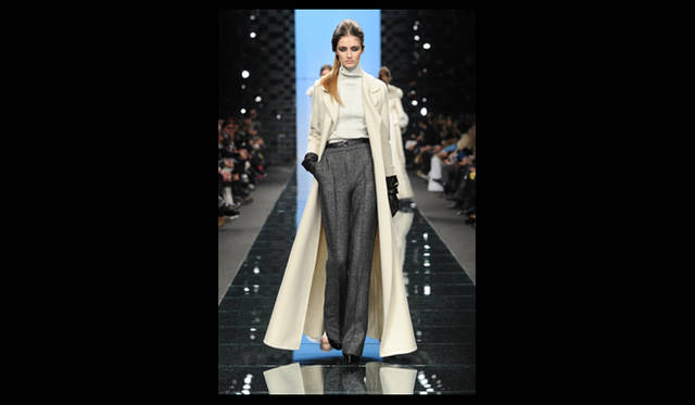 <strong>ERMANNO SCERVIVO｜エルマンノ シェルヴィーノ</strong> 2011年秋冬コレクション速報